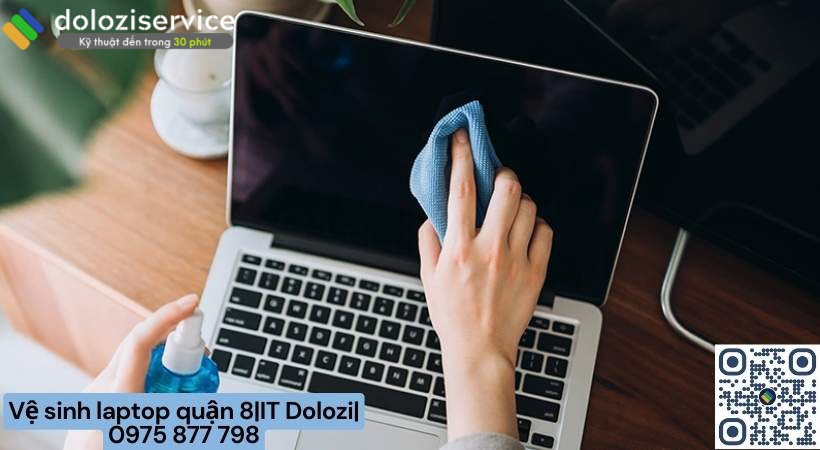 Làm sạch laptop tại nhà đúng cách 