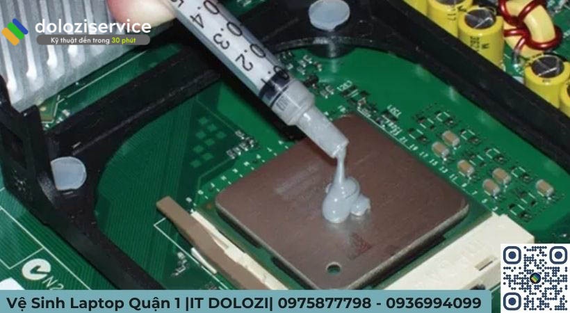 tra keo tản nhiệt cho máy vệ sinh laptop quận 1