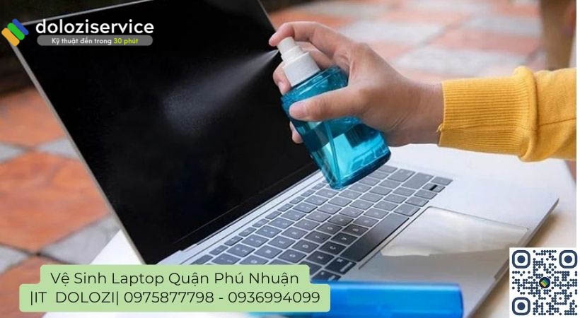Vệ sinh sạch sẽ laptop