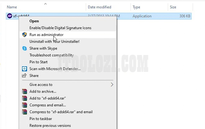 Chạy phần mềm kích hoạt với quyền Admin