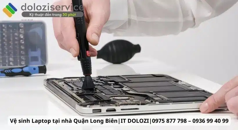 Ve sinh laptop tai nha Quan Long Bien