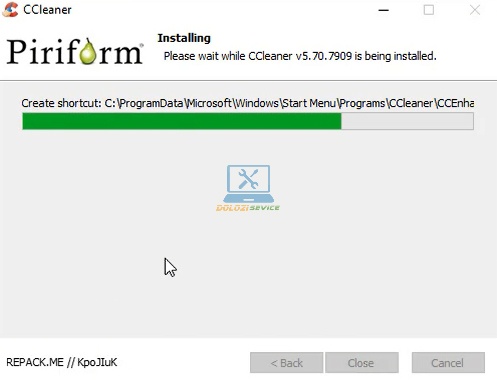 Đợi cài đặt CCleaner 2021 ful crack hoàn tất