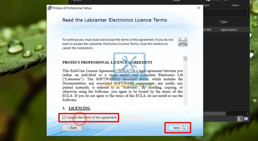 Tích vào ô I accept the terms of the License Agreement và chọn Next